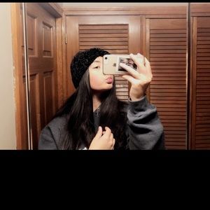 Meet your Posher, Ava